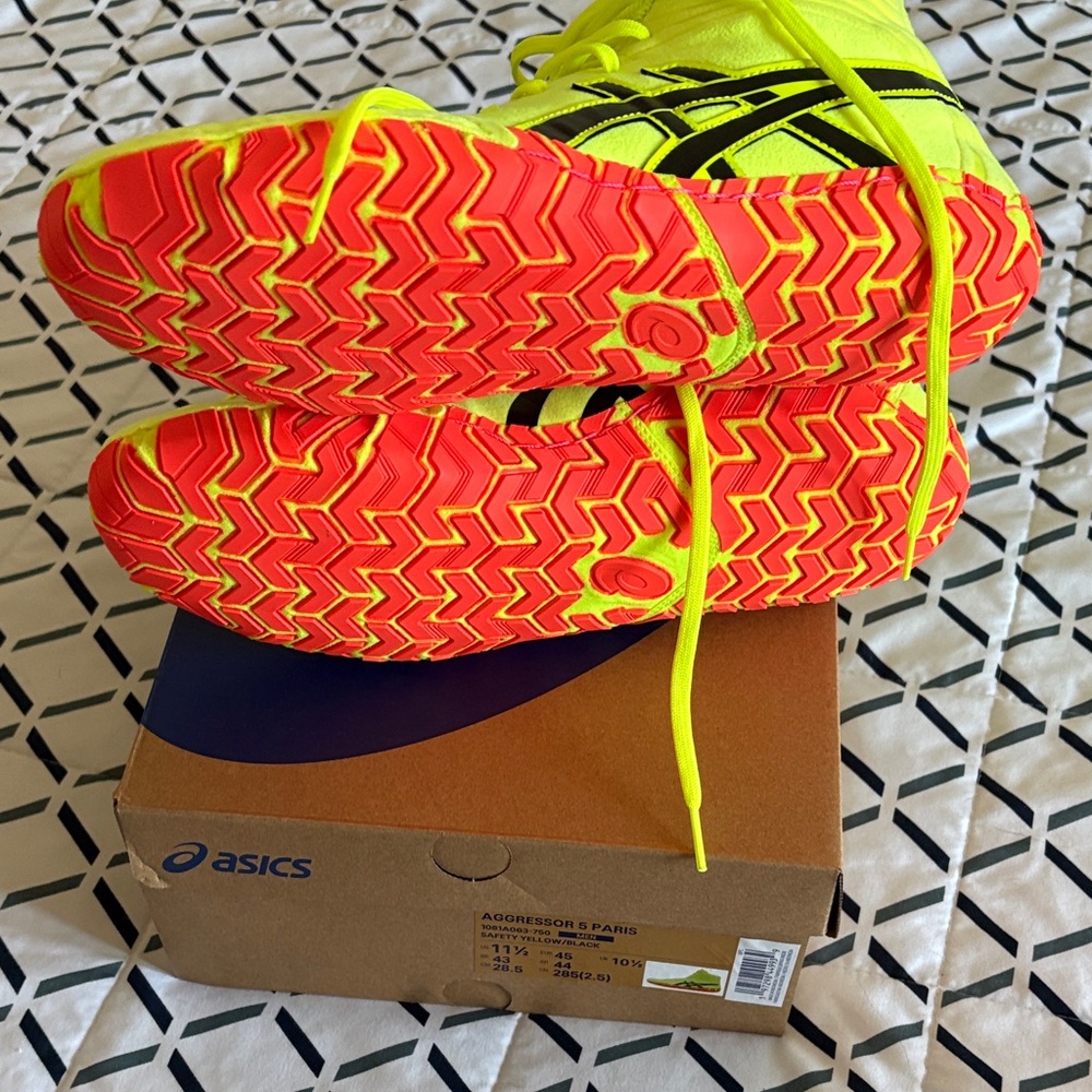 Asics Aggressor 5 Paris Wrestling Shoes safety yellow/ black - Picture 5 of 6